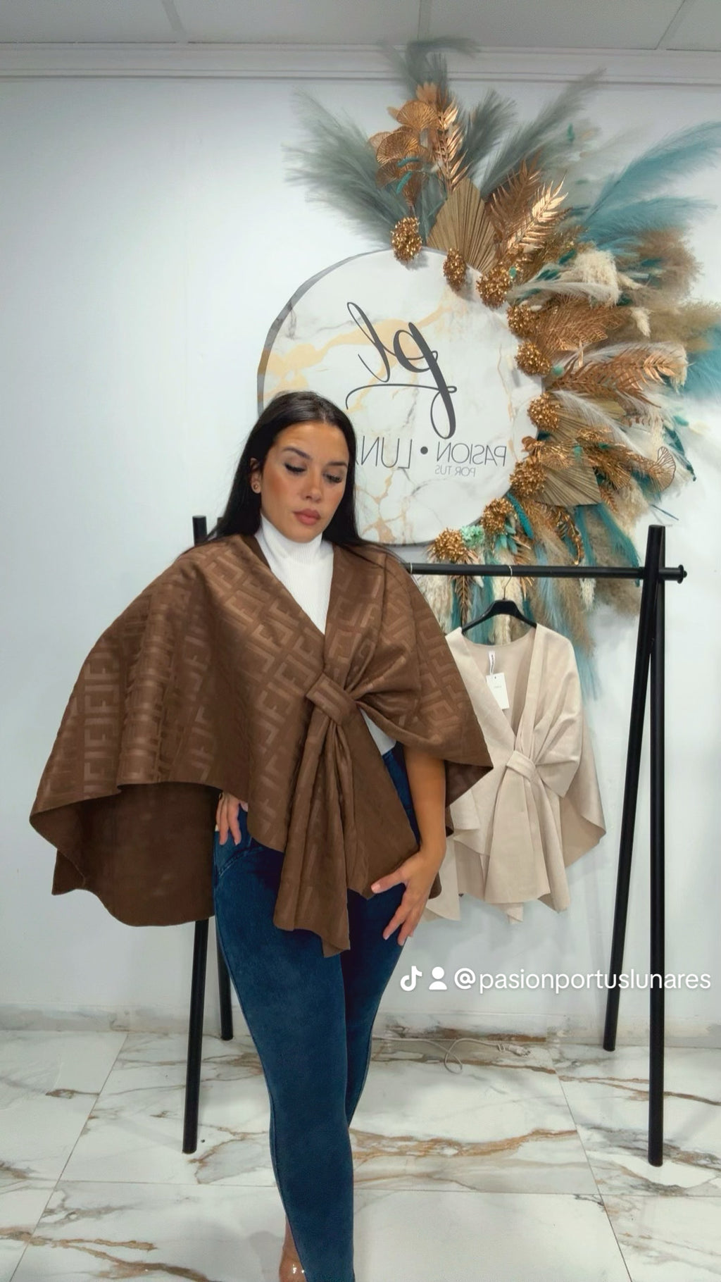 PONCHO FEN