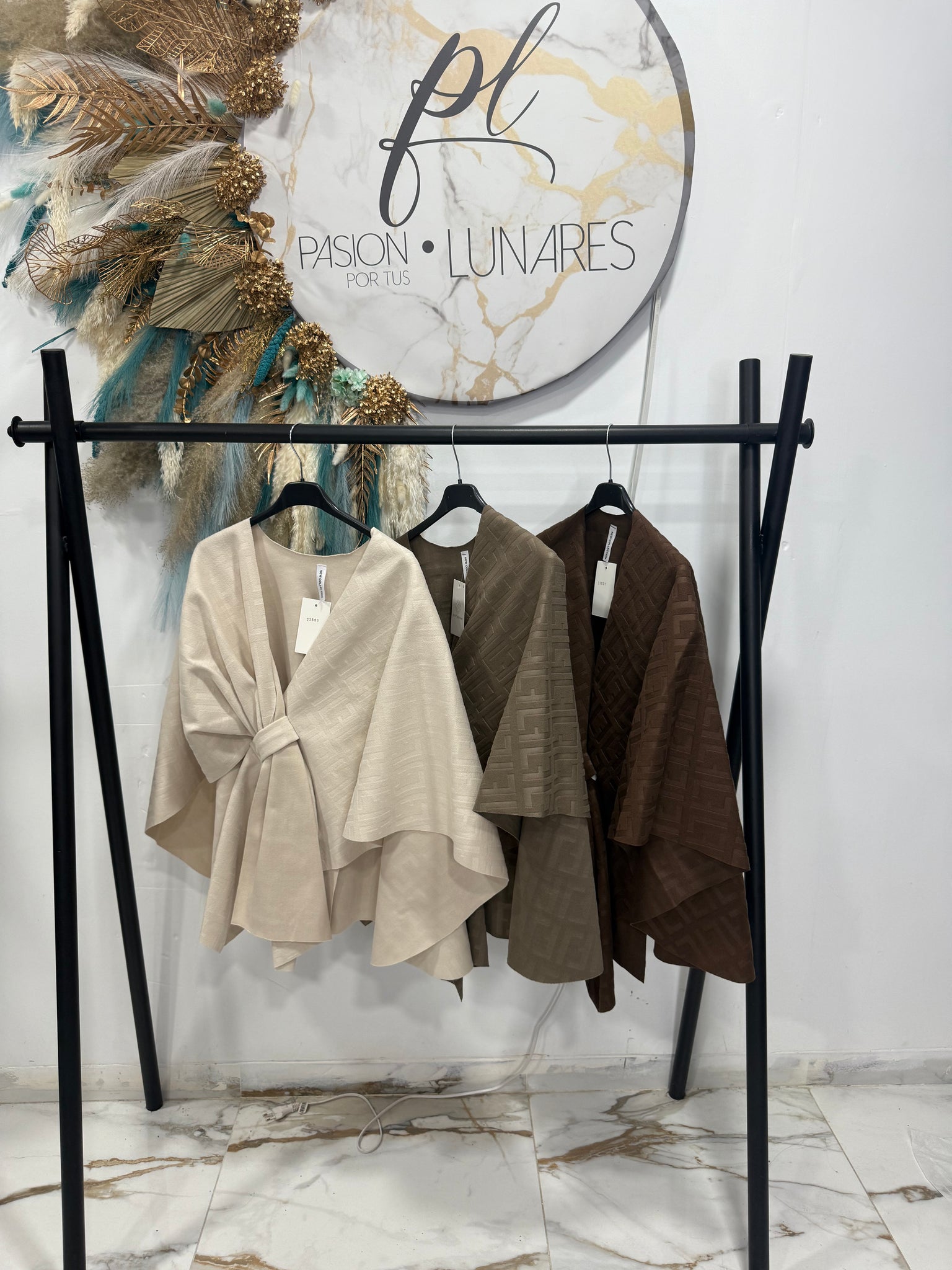 PONCHO FEN