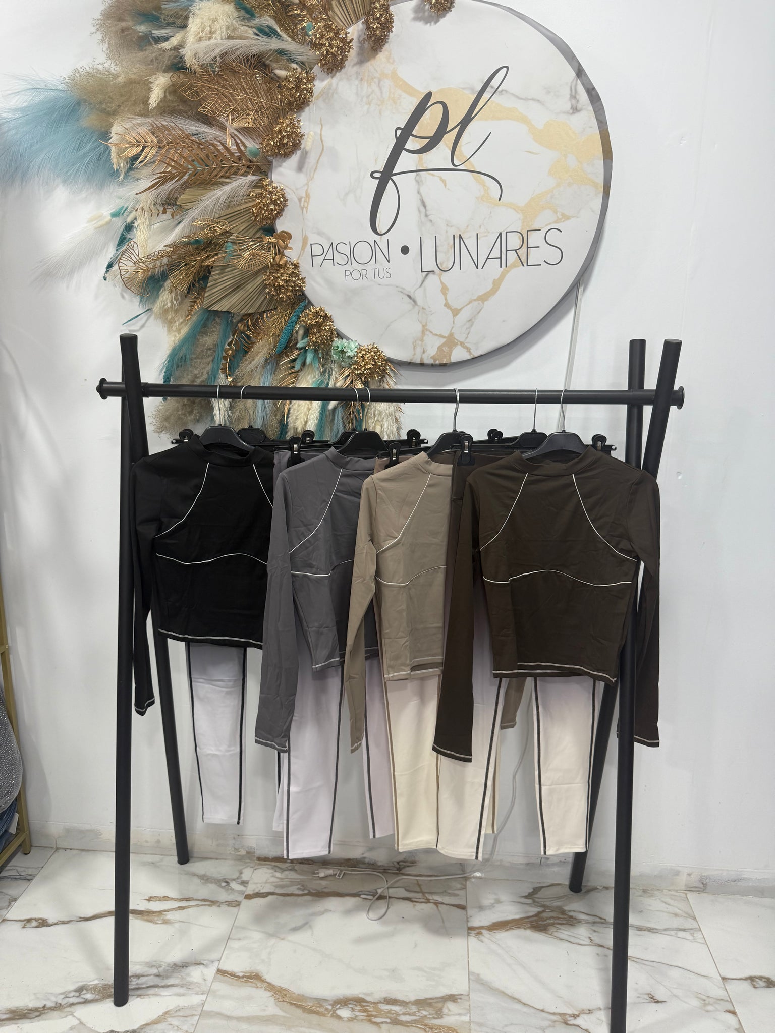 CONJUNTO DEGRADADO