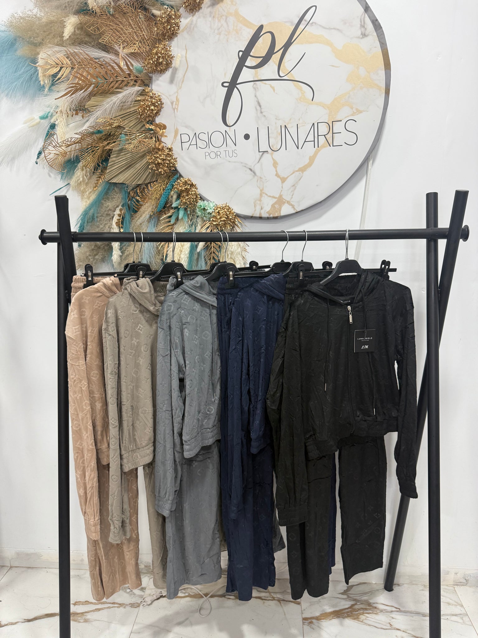 CHANDAL LUIS CAMPANA