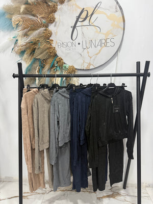 CHANDAL LUIS CAMPANA